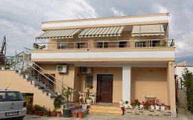 Villa B&E 2